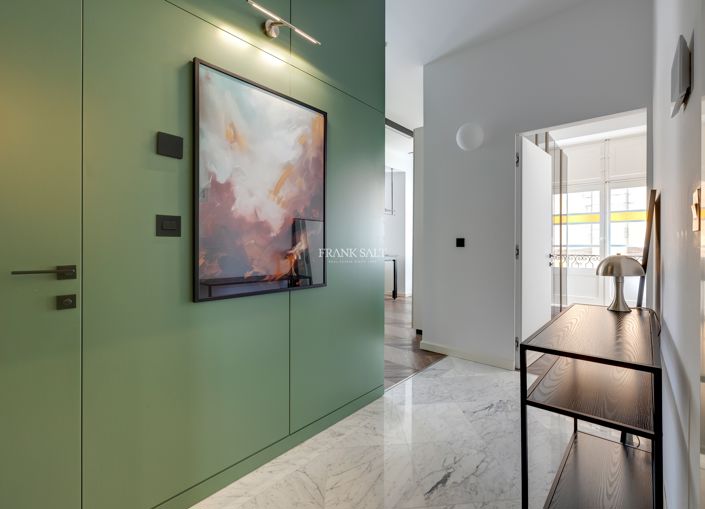 Image No.16-2 Bed Property for sale