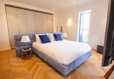 2128c570-0cdc-45ec-a58d-89d227396676