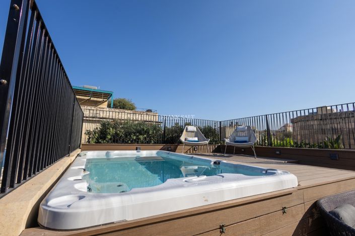 Image No.28-3 Bed Property for sale