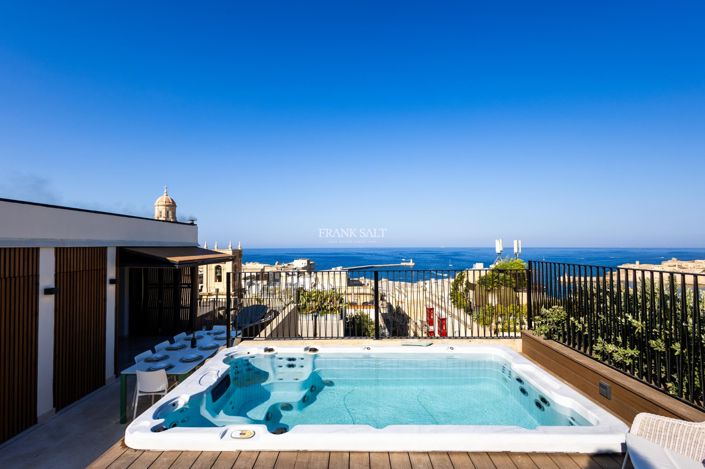 Image No.30-3 Bed Property for sale