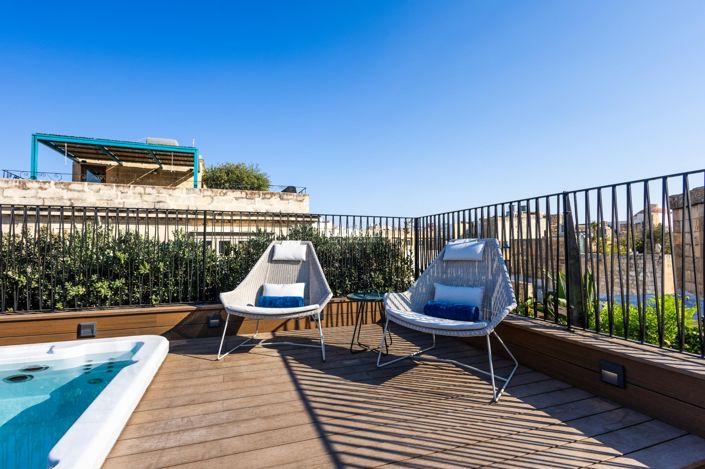 Image No.31-3 Bed Property for sale