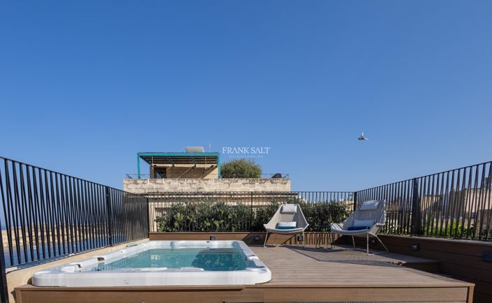 Image No.35-3 Bed Property for sale