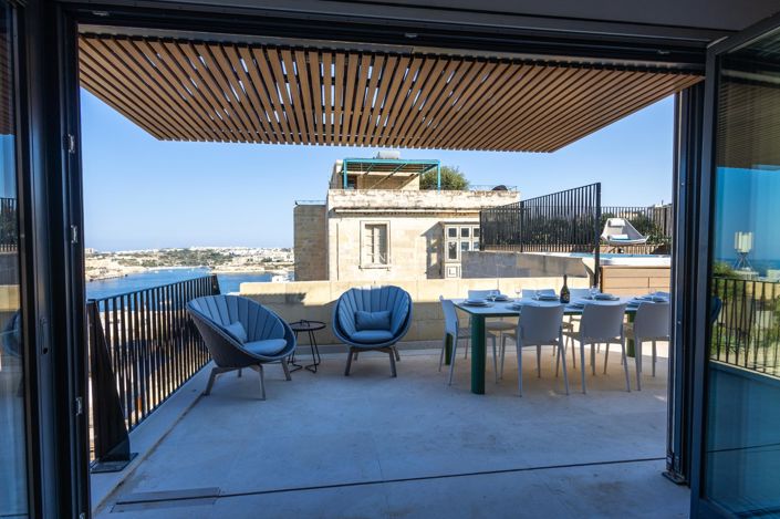 Image No.37-3 Bed Property for sale