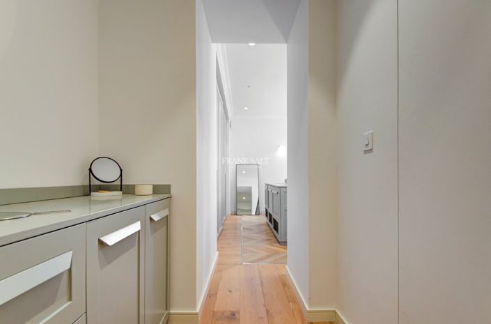 Image No.57-3 Bed Property for sale