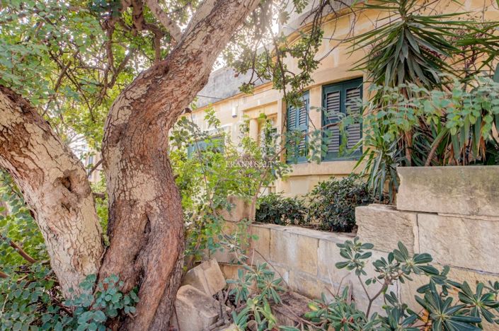 Image No.25-4 Bed Property for sale