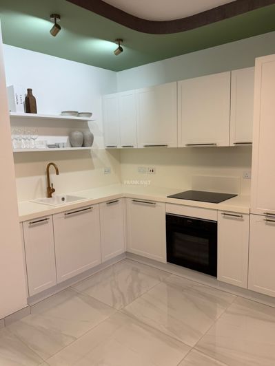 Image No.3-2 Bed Property for sale