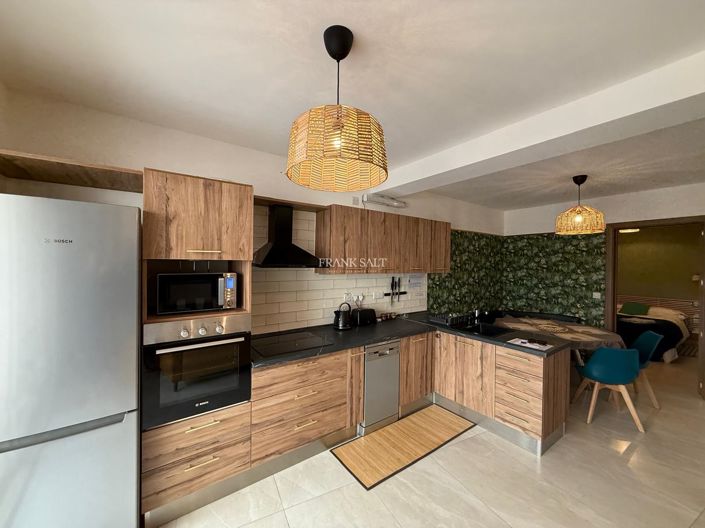 Image No.17-2 Bed Property for sale