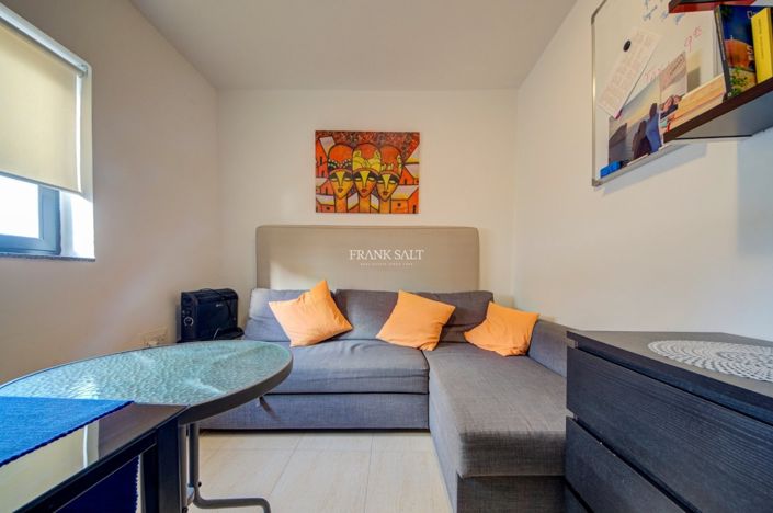 Image No.16-2 Bed Property for sale