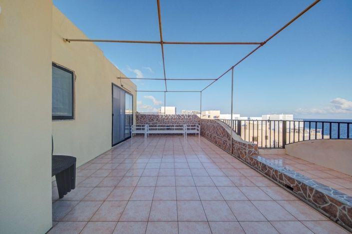 Image No.8-2 Bed Property for sale