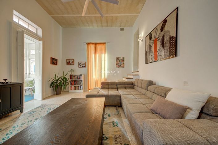 Image No.2-Propriété de 5 chambres à vendre à Sliema