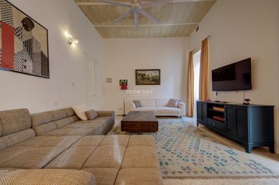 4cbf5c01-211d-4ee8-9098-754a4869c90e