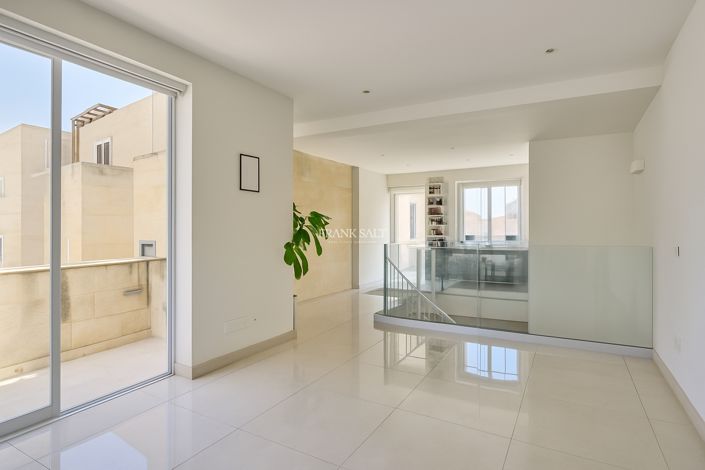 Image No.13-Propriété de 3 chambres à vendre à Sliema