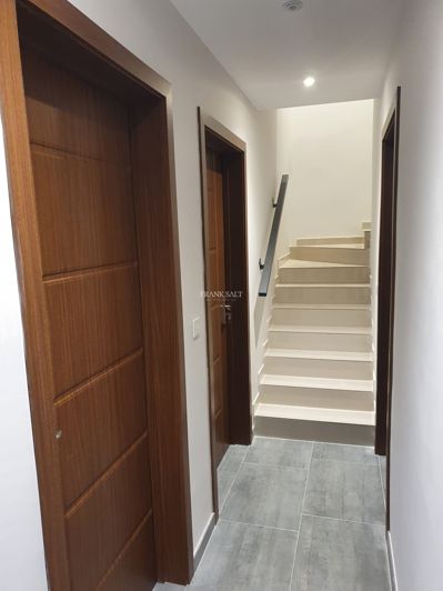 Image No.14-Propriété de 6 chambres à vendre à Kappara