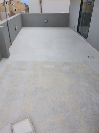 Image No.2-Propriété de 6 chambres à vendre à Kappara