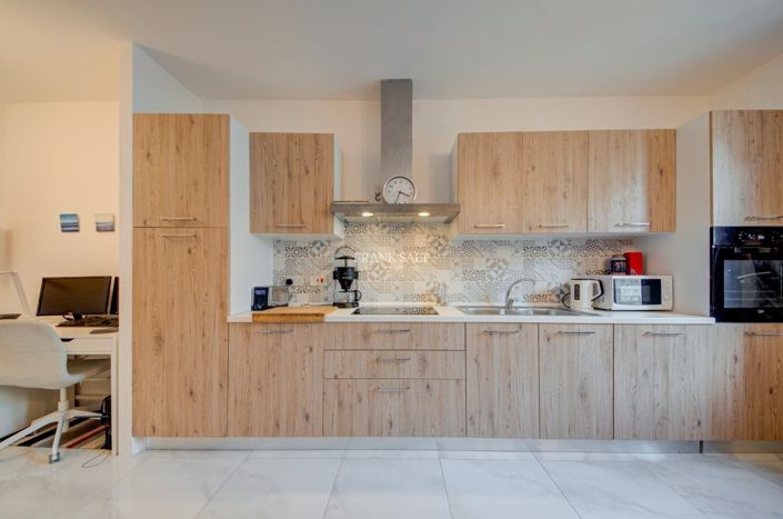 Image No.5-1 Bed Property for sale