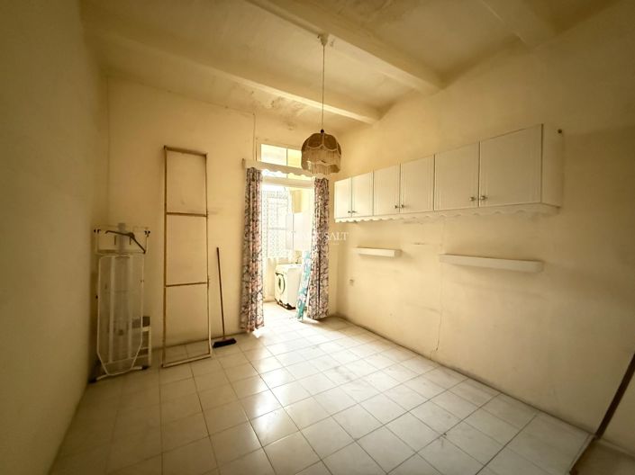 Image No.9-Propriété de 3 chambres à vendre à Victoria