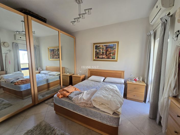 Image No.7-1 Bed Property for sale