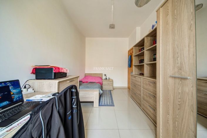 Image No.21-Propriété de 2 chambres à vendre à Bugibba