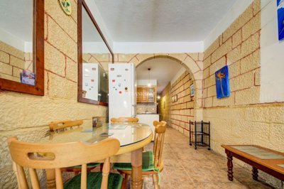 2d440c8f-10b6-464b-a313-f049aa3c344f