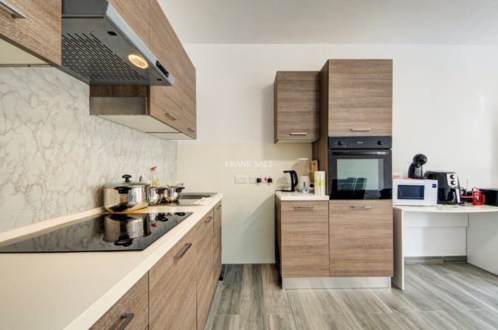 Image No.12-3 Bed Property for sale