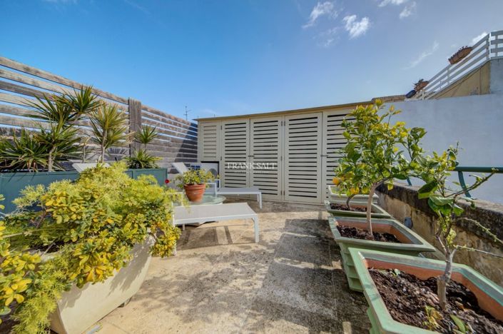 Image No.7-Propriété de 5 chambres à vendre à Cospicua