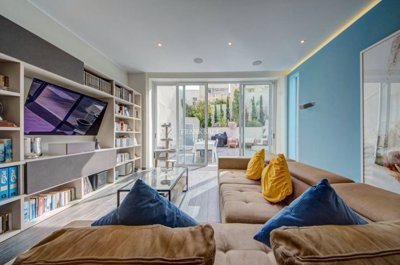 71a3ba51-35eb-4e77-905d-f931c5ce8ee8