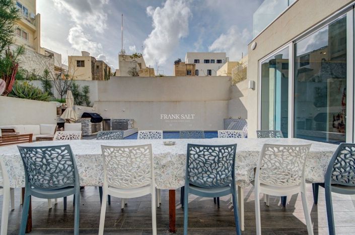 Image No.22-4 Bed Property for sale