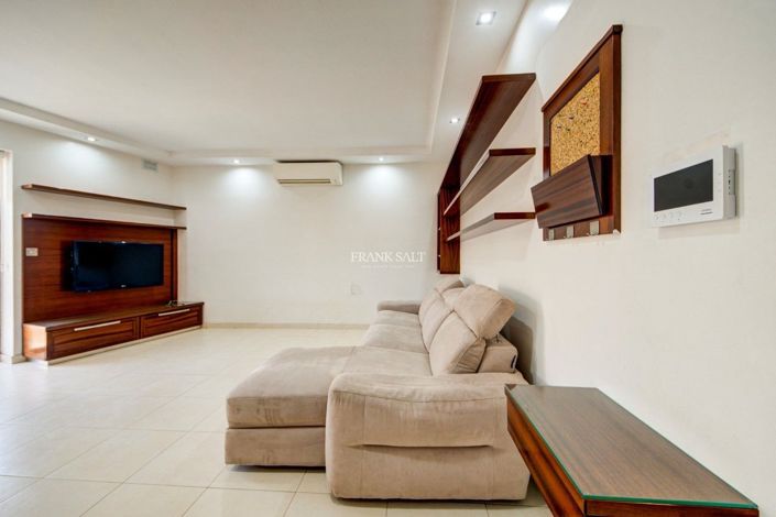 Image No.10-Propriété de 2 chambres à vendre à Malta