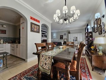 d7fa6a41-d352-4d8f-8a35-a9f48f1a8e59