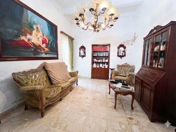 1 - Zabbar, Property