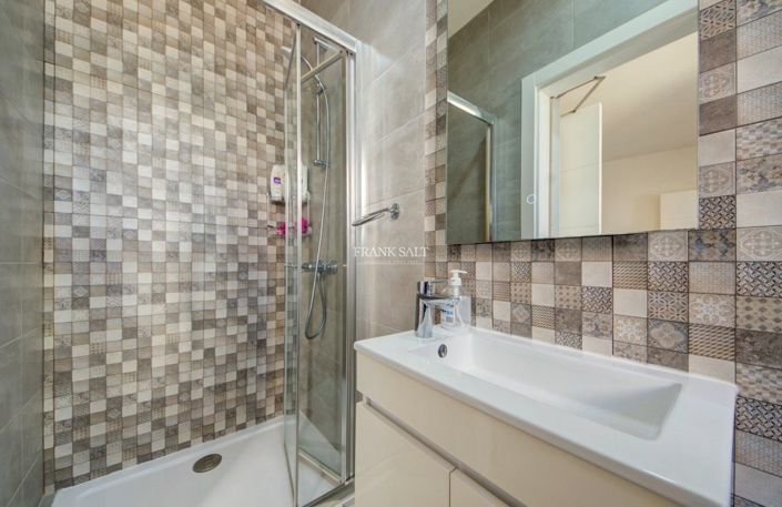 Image No.16-2 Bed Property for sale