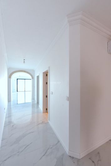 Image No.6-2 Bed Property for sale