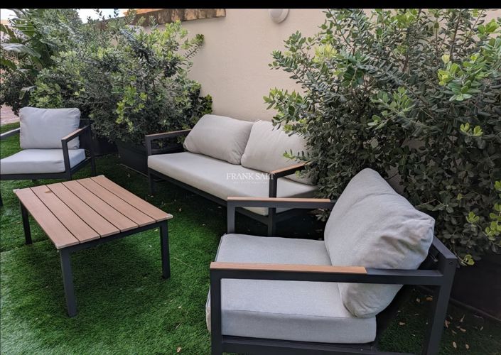 Image No.2-3 Bed Property for sale