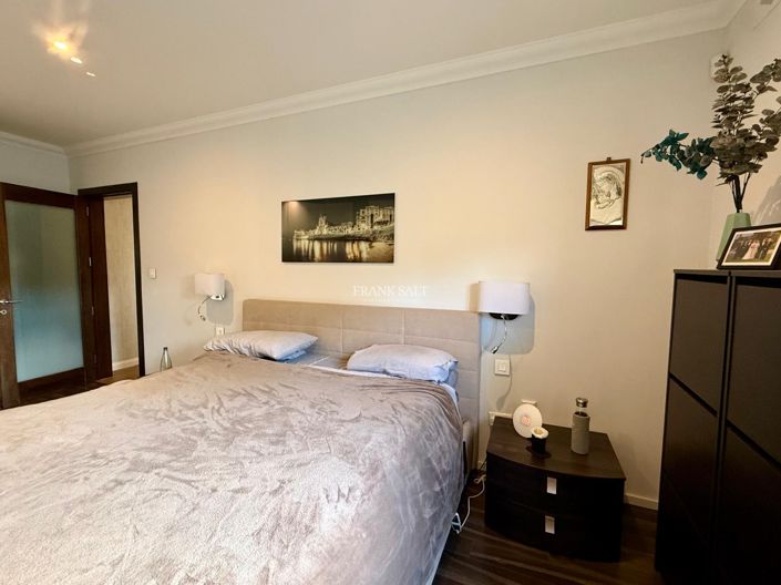 Image No.7-3 Bed Property for sale