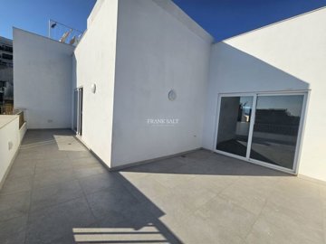 1 - Mellieha, Property