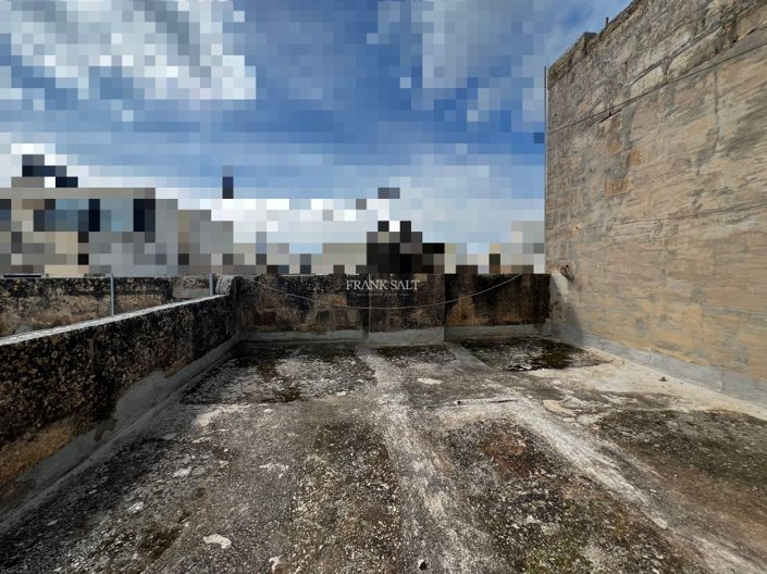 Image No.2-2 Bed Property for sale