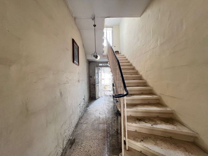 Image No.8-2 Bed Property for sale