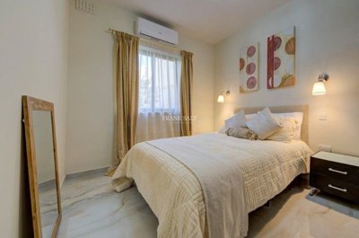 c565131e-4958-47a7-8731-5041ddc68174