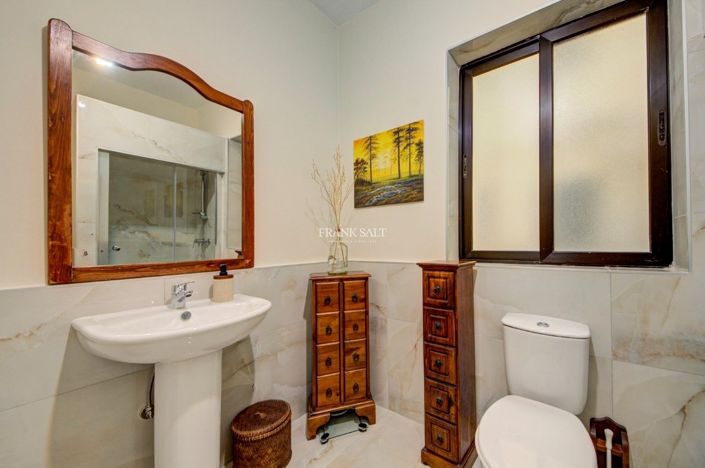 Image No.19-Propriété de 3 chambres à vendre à Marsaskala