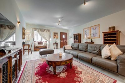 ee00f3f7-39f3-43d1-bfdf-5cdb5f5cb3fa