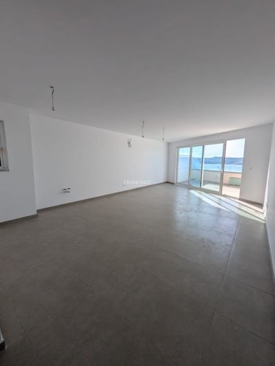 Image No.2-1 Bed Property for sale