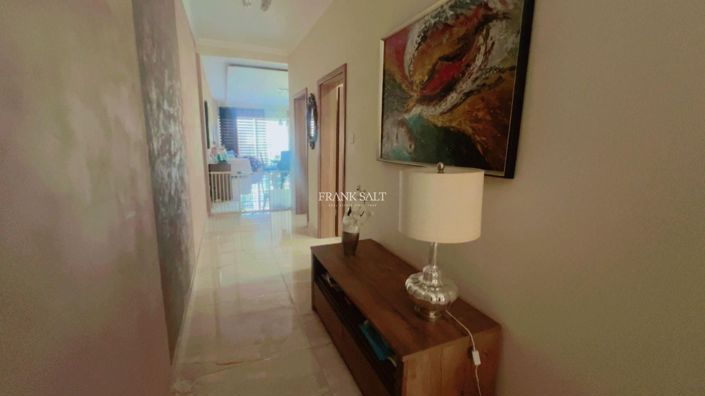 Image No.2-Propriété de 3 chambres à vendre à Santa Venera