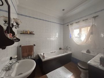 2a3a66e9-f187-45cc-a739-88eeb6741ccf