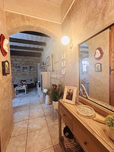 Image No.6-3 Bed Property for sale