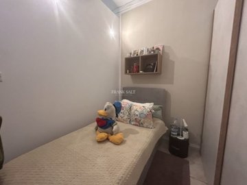 3af2b099-24a6-459d-bb0d-dbe50e3062d7