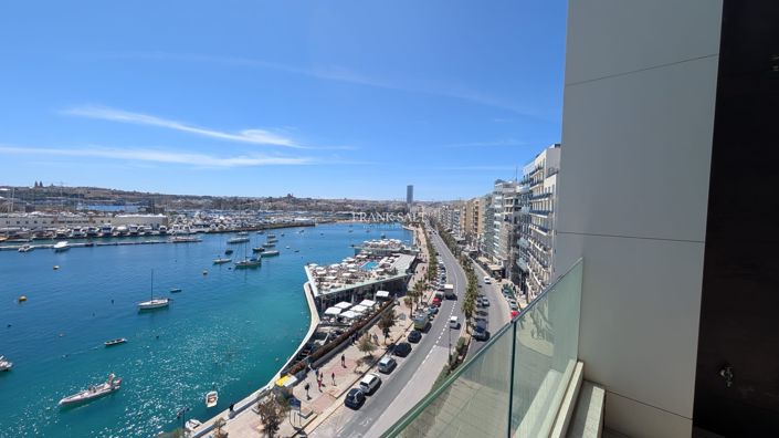 Image No.9-Propriété de 4 chambres à vendre à Sliema