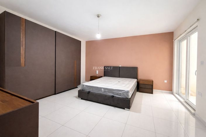 Image No.3-Propriété de 3 chambres à vendre à Attard