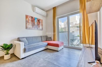 1 - Gzira, Propriété