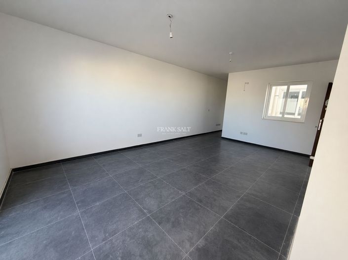 Image No.2-Propriété de 1 chambre à vendre à St Julians