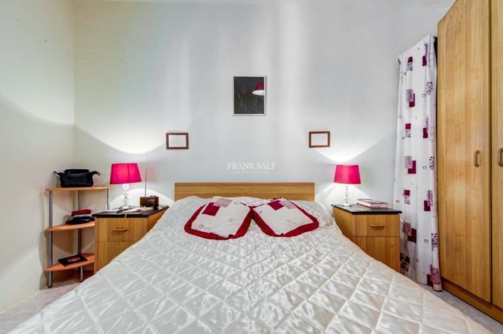 Image No.12-Propriété de 2 chambres à vendre à Qawra